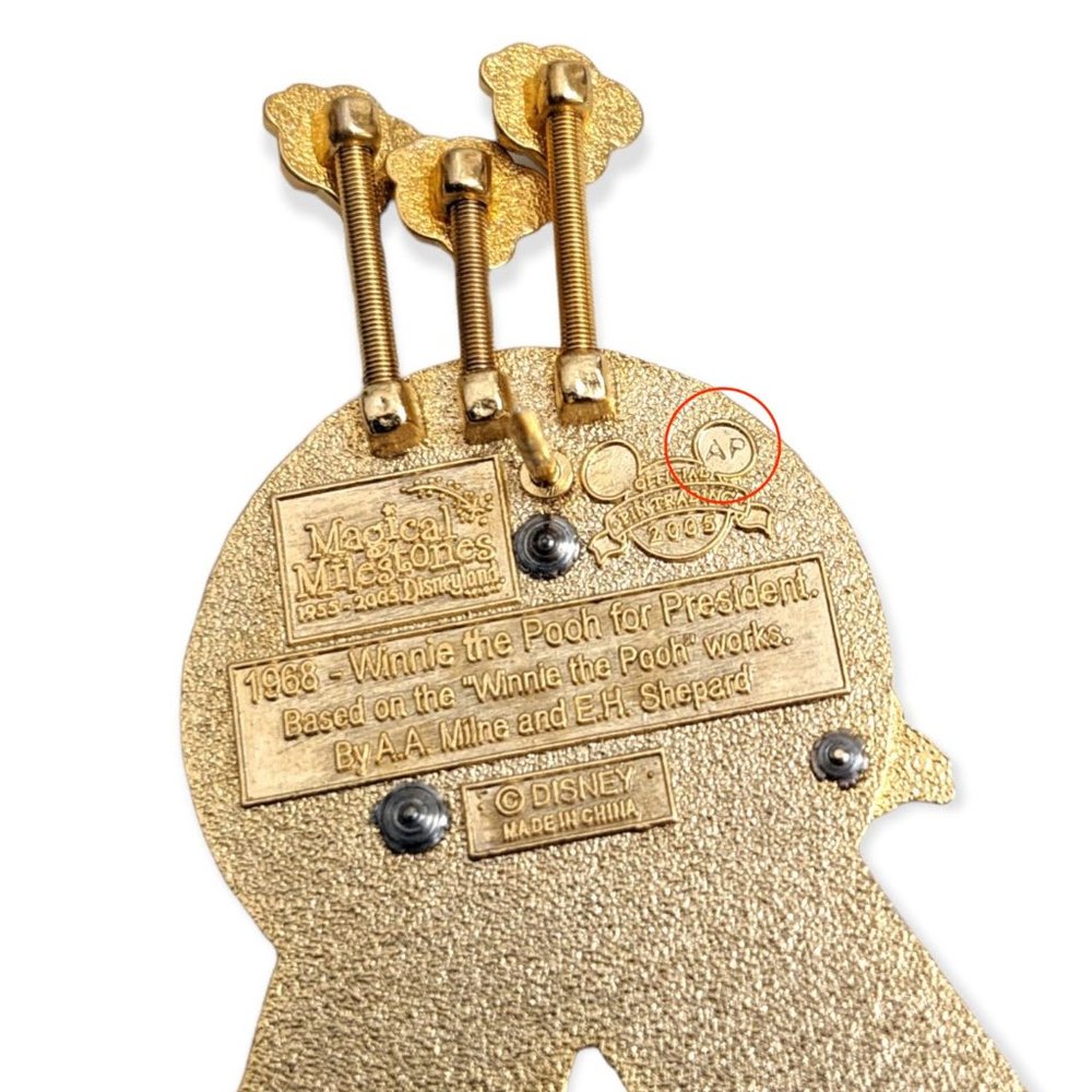 Winnie The Pooh Disney Ap Pin: Winnie The Pooh Fo… - image 4